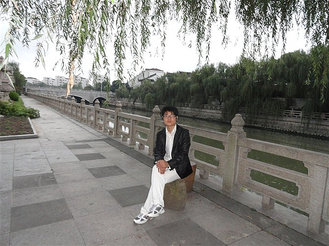 恋上寂寞的男孩的第二张照片--上海987交友网
