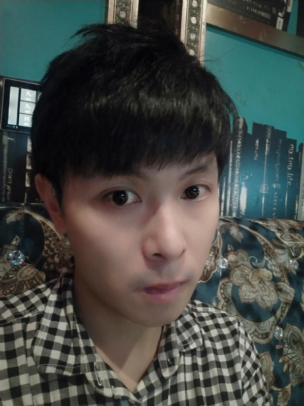 三索的第一张照片--上海交友中心