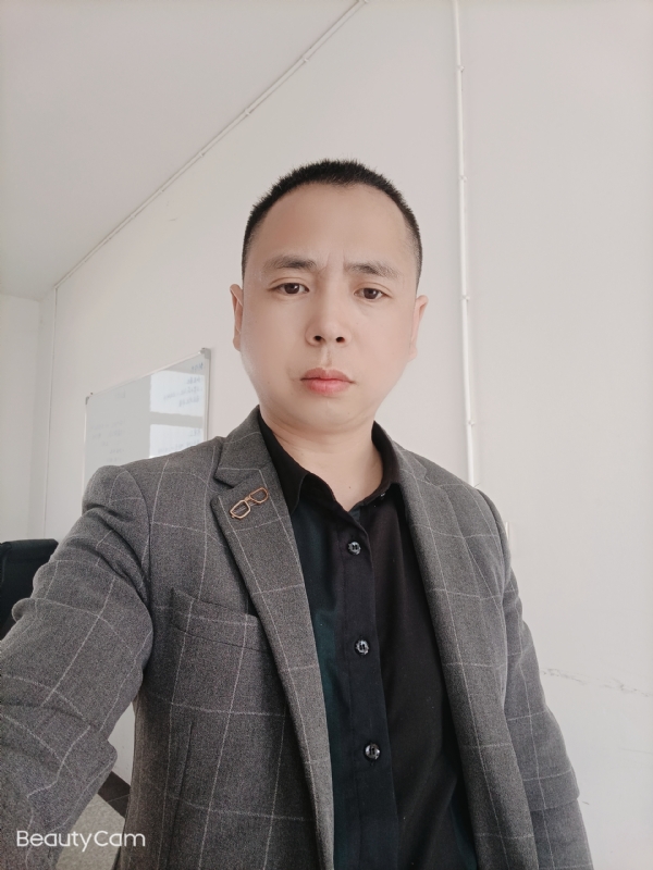 面对的第一张照片--上海交友中心