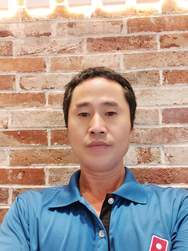 从头再来的第一张照片--上海交友中心