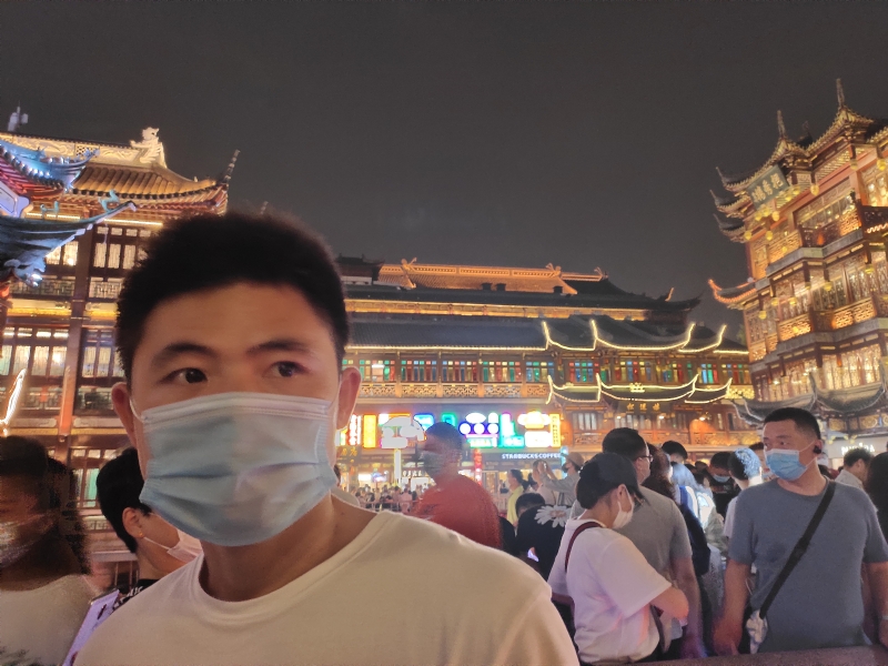 %/的第一张照片--上海交友中心